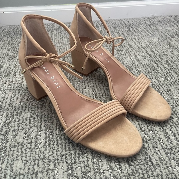 Gianni Bini Nude Suede Heels - Picture 1 of 6